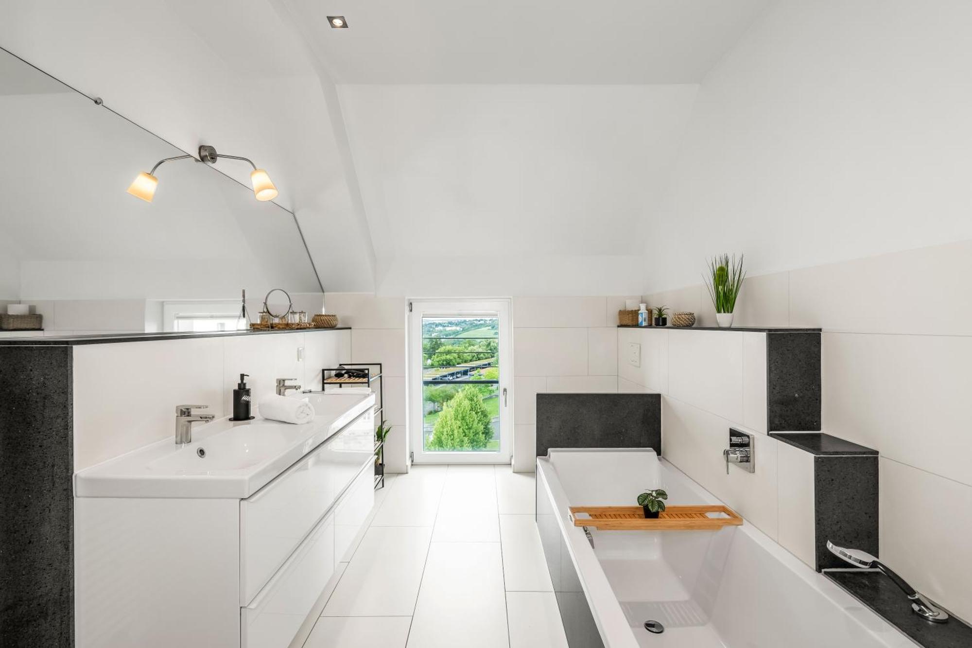 뷔르츠부르크 Dnd Design Loft I 170Qm I Parken I Balkon I Workstation I Netflix I Kaffee I Waschmaschine I Trockner I Xbox I Ausblick 아파트 외부 사진