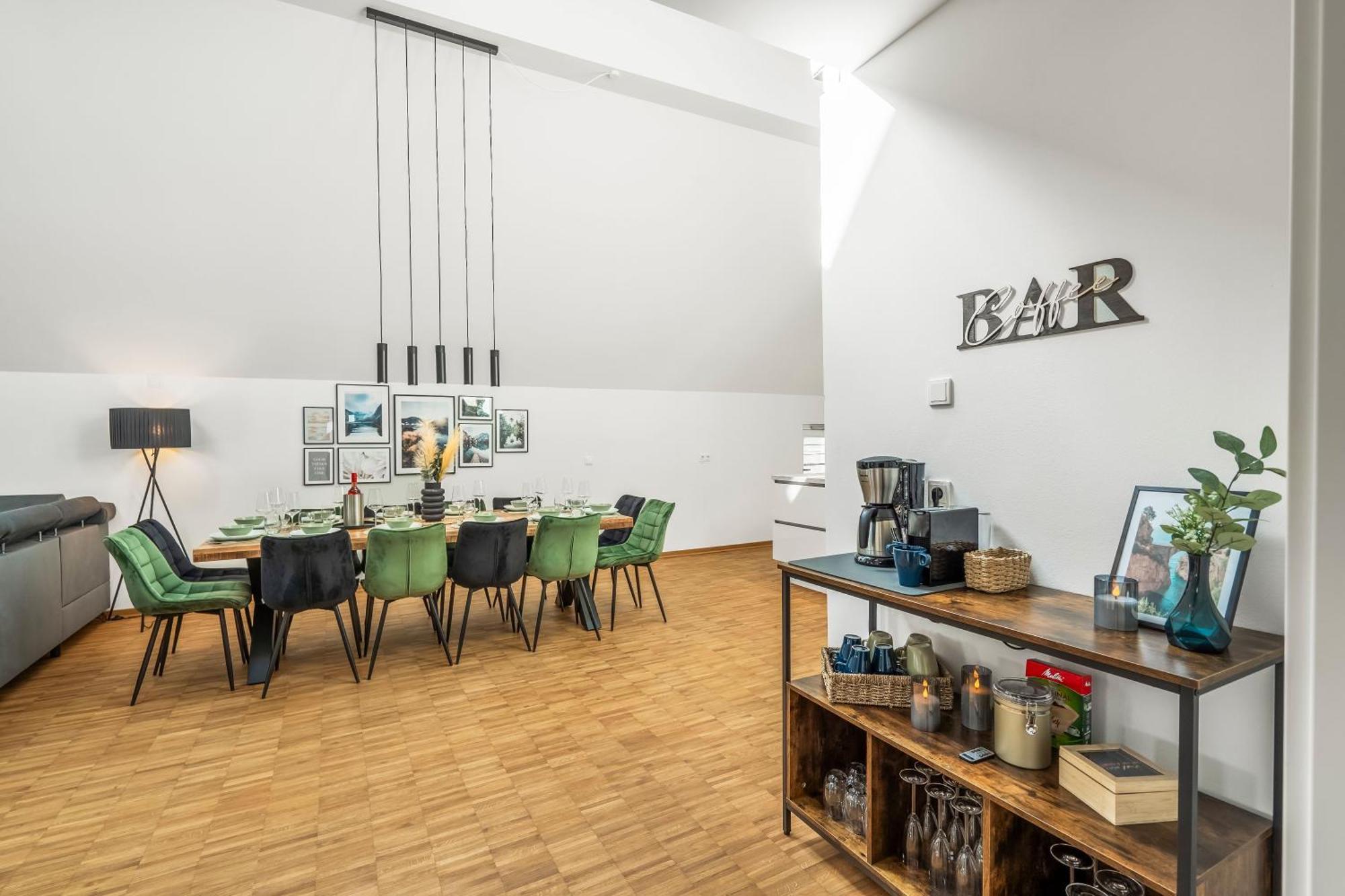 뷔르츠부르크 Dnd Design Loft I 170Qm I Parken I Balkon I Workstation I Netflix I Kaffee I Waschmaschine I Trockner I Xbox I Ausblick 아파트 외부 사진