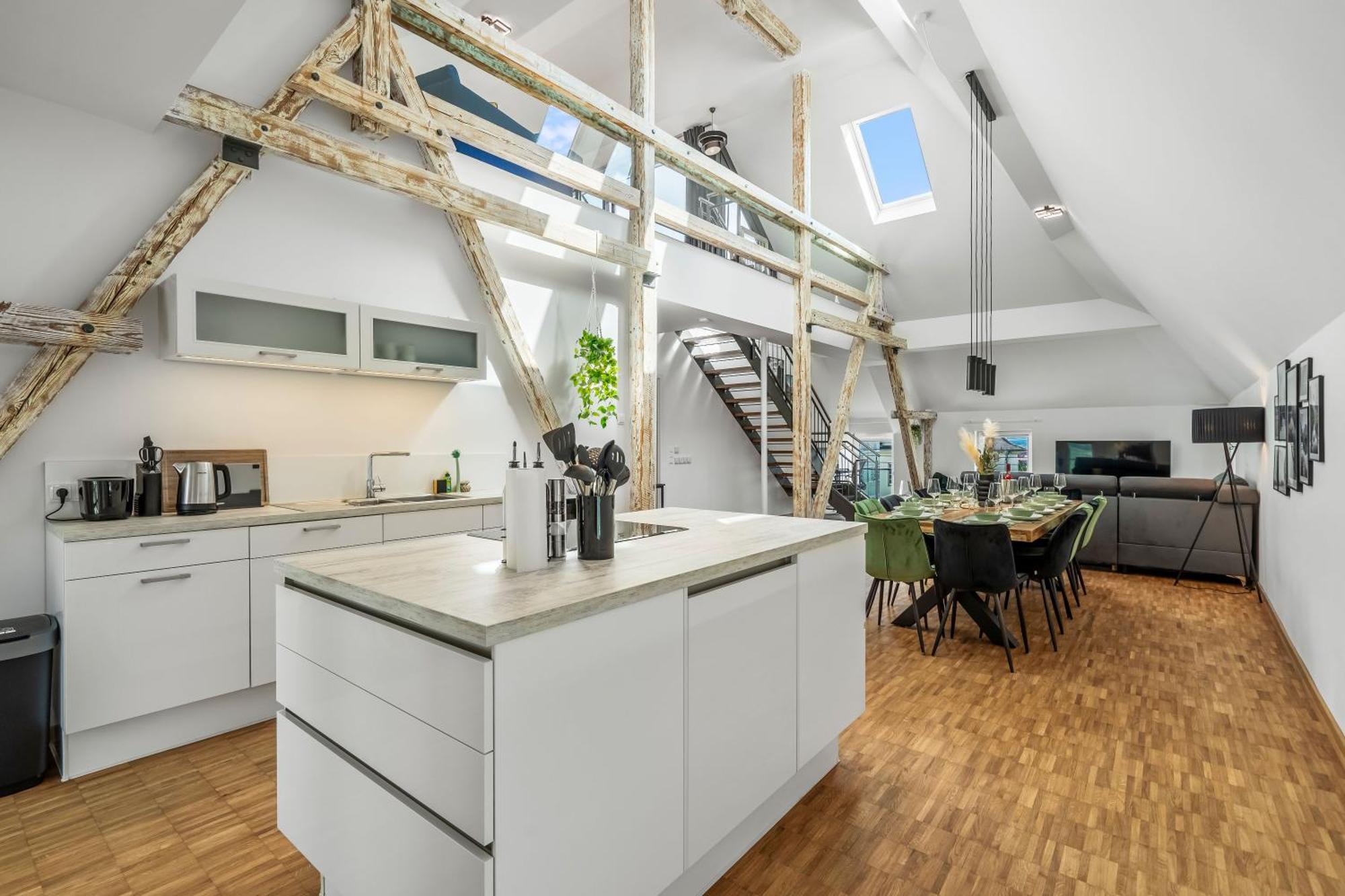 뷔르츠부르크 Dnd Design Loft I 170Qm I Parken I Balkon I Workstation I Netflix I Kaffee I Waschmaschine I Trockner I Xbox I Ausblick 아파트 외부 사진